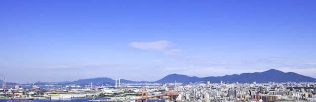 pixta_81424384_S